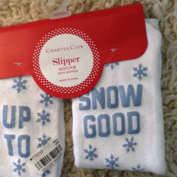 NWT Fluffy Christmas & Slipper Gripper Socks, (LOT) Fits Most, Warm, Cozy, Cute - Picture 4 of 8